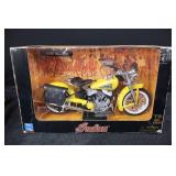 NewRay 1:6 Die-Cast 1948 Indian Motorcycle - Yellow with Black Saddlebags