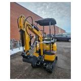 Mini Excavator QX18R with Hydraulic Thumb!!!