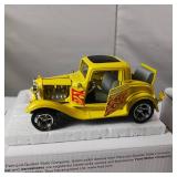 NIB 911 FB Ford Town Car with Certificates of Authenticity  1932 3 window hot-rod!