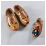 Vintage - Authentic Dutch Holland - real wooden clogs - shoes - Hand painted - size 23 - one decorative wall hanging clog. 