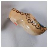 Vintage - Authentic Dutch Holland - real wooden clogs - shoes - Hand painted - size 23 - one decorative wall hanging clog. 