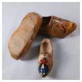 Vintage - Authentic Dutch Holland - real wooden clogs - shoes - Hand painted - size 23 - one decorative wall hanging clog. 