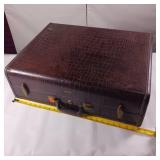 Vintage Samsonite Suit Case Faux Alligator