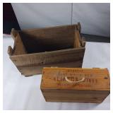 2 wooden boxes vintage