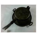 Excellent Condition Cast Iron Griswold Waffle Iron American No. 8  Patented Dec 1908! #886 #885E  Erie Pa Mfg. USA