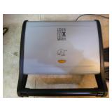 2 Small Kitchen Appliances