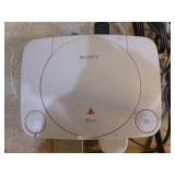 2 Sony PlayStations