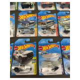24 Hot Wheels