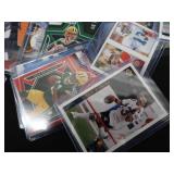 COLLECTIBLE CARDS