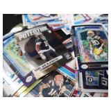 COLLECTIBLE CARDS