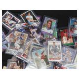 COLLECTIBLE CARDS