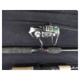 FISHING RODS / ROUND MINNOW CAGE