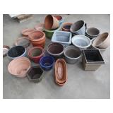 GARDEN POTS