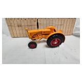 1/16th Minneapolis Moline w/Front