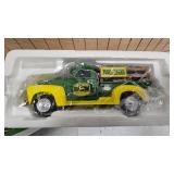 1/25th John Deere 1950 Chevy Pickup