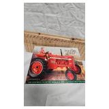 1/16 Farmall 826 Foxfire Farm w/Figurine
