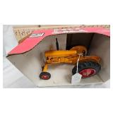 1/16 Minneapolis Moline