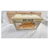 1/16 John Deere 120 Crawler