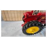 1/16 Massey Harris 44