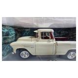 1/18 1957 Chevy Cameo Pickup