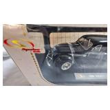 1/18 1936 Chrysler Airflow