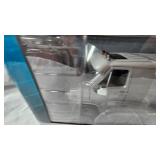 1/18 1983 GMC Vandura