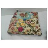 JC Penny Home Collection Quilt and Throw Pillow