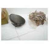 Vintage Ladies Hats. 4ct. Comes with Box