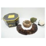 Vintage Ladies Hats. 3ct, comes with box