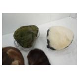 Vintage Ladies Hats. 3ct, comes with box