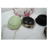 Vintage Ladies Hats. 5ct. Comes with Box