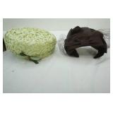 Vintage Ladies Hats. 2ct, comes with box