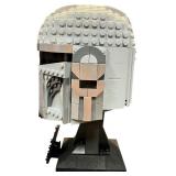 LEGO Star Wars: The Mandalorian Helmet | Year: 2022