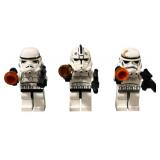 LEGO Star Wars Stormtrooper MINIFIGURE with Weapons and Blasters - Qty 3