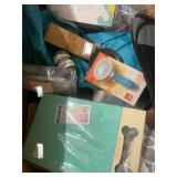 Pallet of Mixed Pet Supplies