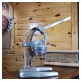 Aluminum juice press  grapefruits, oranges, lemons, and pomegranates!  Bala Brand #6