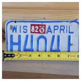 1982 Wisconsin April  raised letters  8 inches