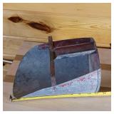 Vintage Chick Scoop  From a hatchery 11 inches long