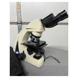 WOW MSRP $2400 LW Scientific I4 Infinity Medical Grade Laboratory Power Lighted Binocular Microscope with 4 Objectives - Great Working Condition!