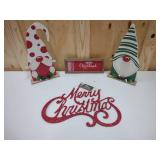 Holiday Gnomes 15", Holiday signs