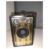 Vintage Six-16 Brownie Junior Camera