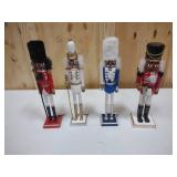 Holiday Nutcrackers 15"