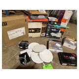 Lot of assorted lightning various models and conditions customer returns see pictures