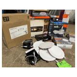 Lot of assorted lightning various models and conditions customer returns see pictures