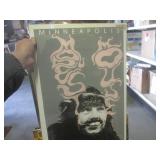 (EW7) Assortment of Vintage Sleeved...