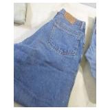(CS) 5 Pairs of Jeans - Lee, Zena, ...