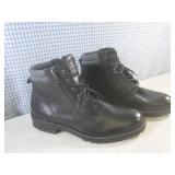 (BS) New Pair of Steve Madden Boots...