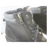 (BS) New Pair of Steve Madden Boots...