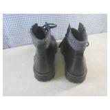 (BS) New Pair of Steve Madden Boots...