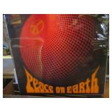 (EC1) Assortment of Sleeved and Boa...